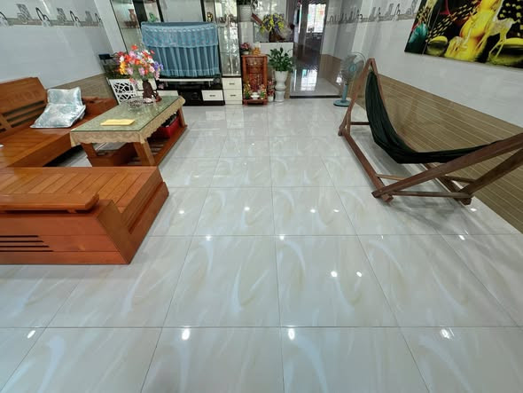 Bán nhà 1 trệt 1 lầu phường Phú Tân,đường oto.Gía 3,87 tỷ