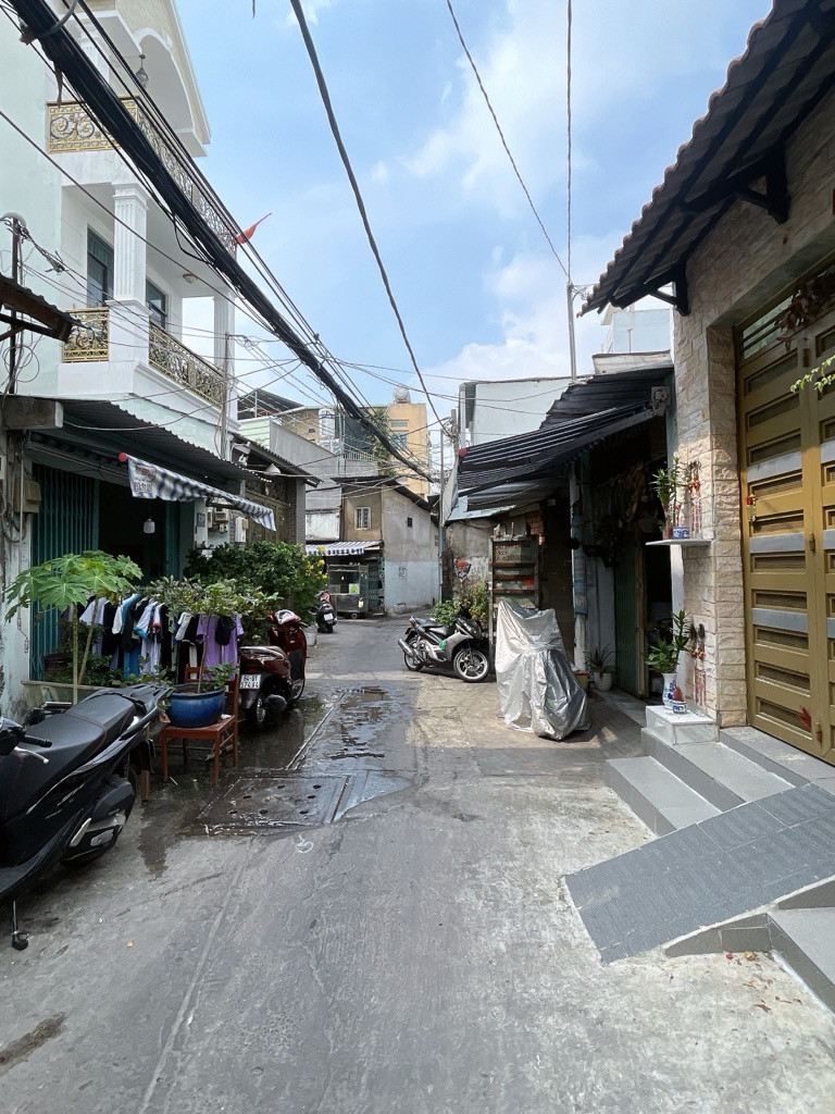 BÁN DẪY TRỌ 6 PHÒNG HXH LÝ THÁNH TÔNG TÂN PHÚ