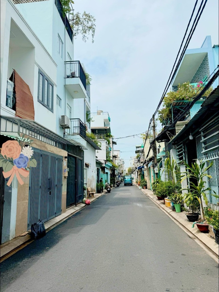 Bán nhà 2 Tầng HXH Thoại Ngọc Hầu Tân Phú