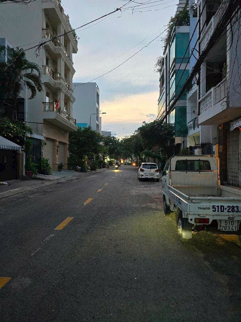 Bán nhà 2 Tầng Mặt Tiền,Lê Thiệt,Tân Phú