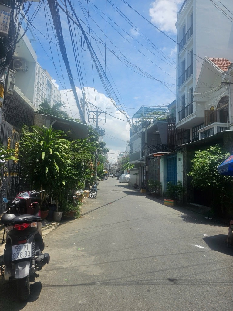 Bán nhà 2 Tầng - ngang 6m - giá 13.95 tỷ P. Phú Thọ Hòa , Tân Phú.