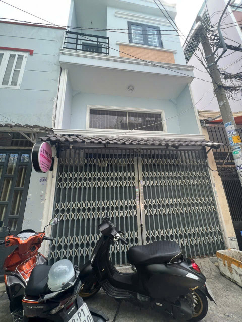 VỊ TRÍ ĐẸP - GIÁ TỐT- Chính Chủ Cần Cho Thuê NHÀ TRUNG TÂM QUẬN TÂN PHÚ - Hồ Chí Minh