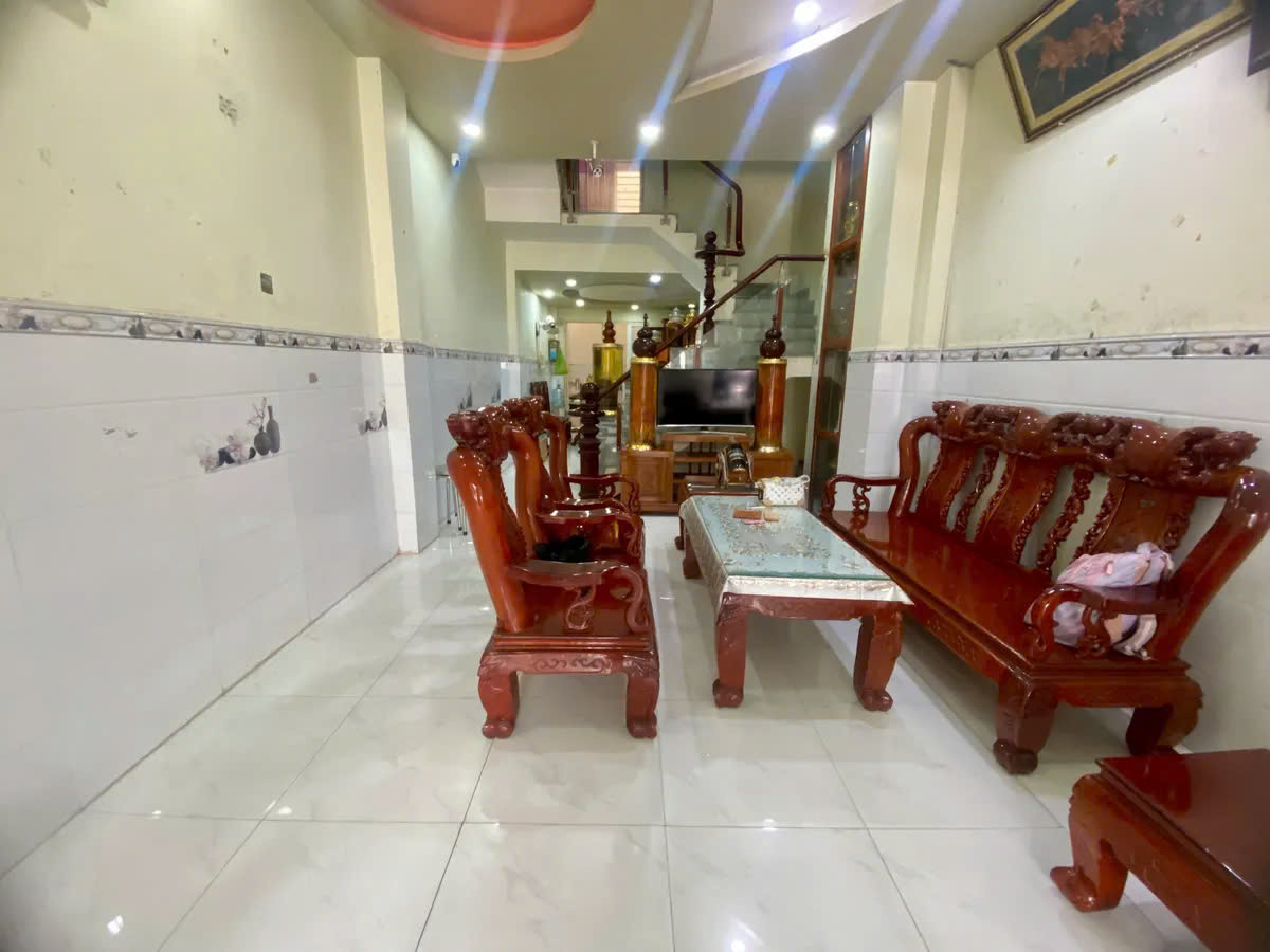Nhà đẹp hẻm 5m, Lê Cảnh Tuân, 55m2, 5 tầng, 6PN, Tiện ở và làm VP, chỉ 6.8 tỷ TL