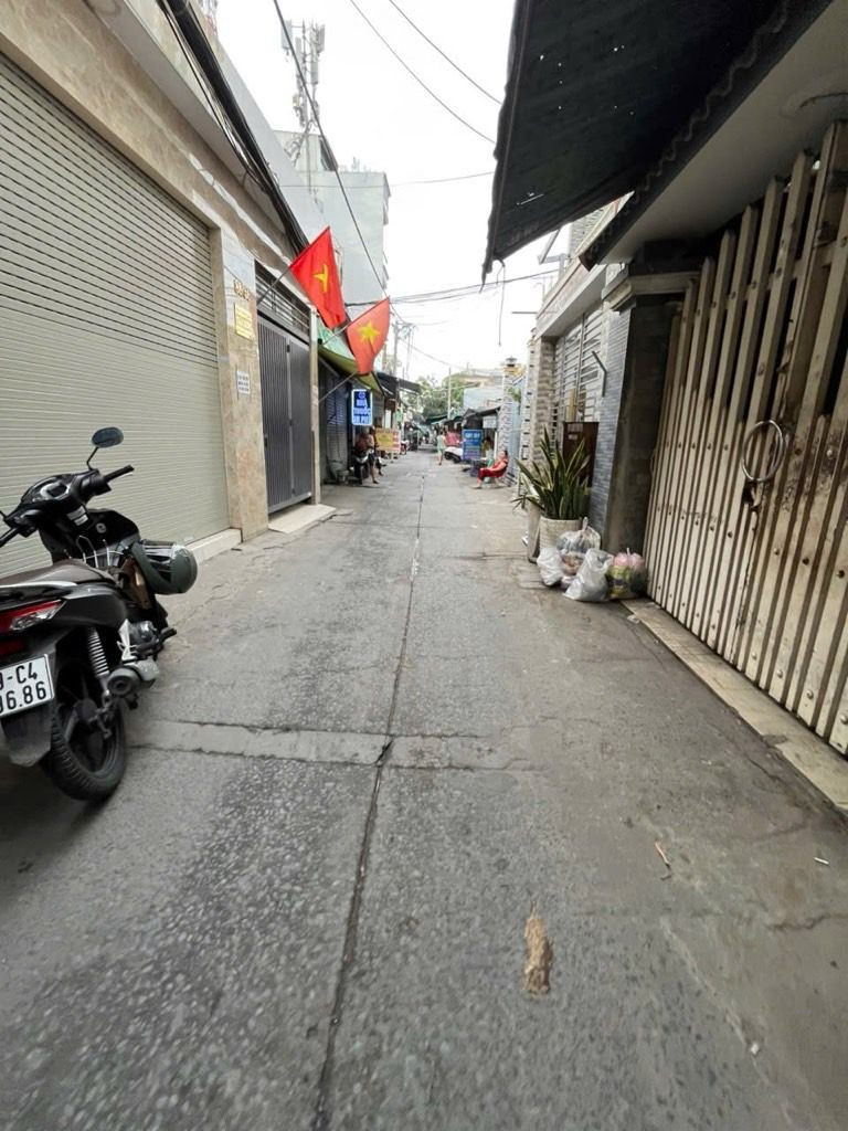 SIÊU PHẨM 2 TẦNG/ HẺM XE HƠI THÔNG THOÁNG VỪA Ở VÀ KINH DOANH .NGUYỄN VĂN QUỲ - PHÚ THUẬN * Q7 CHỈ 3,69 TỶ