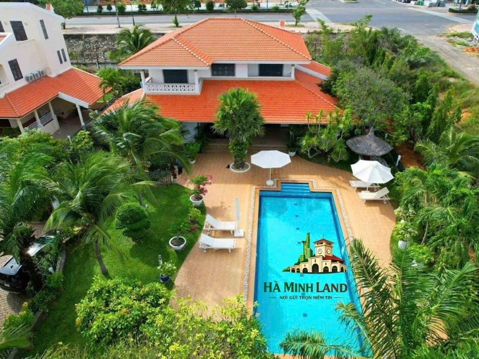 BIỆT THỰ COMPOUND BIỂN PHAN THIẾT – HƠN 1.000M² ĐẤT – CHỈ ~25 TRIỆU/M²