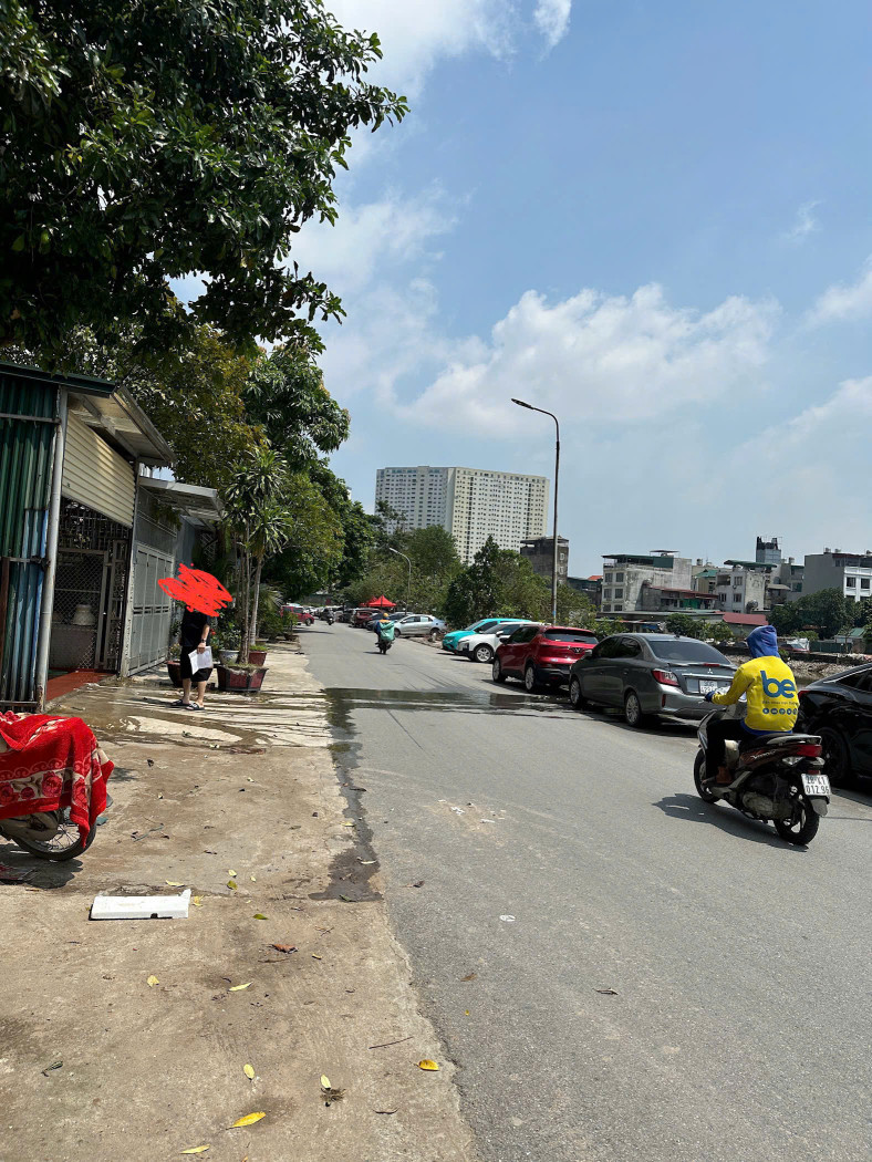 cần bán nhà ở 7 tầng thang máy ở xala