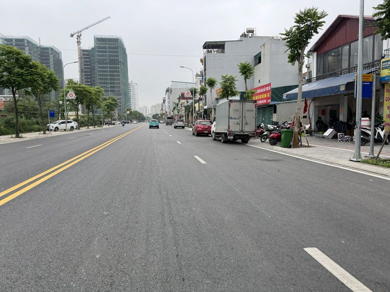 Cần bán 71,6m2 đất mặt phố Nguyễn Lam. Phố lớn Sầm uất, phù hợp mọi lĩnh vực kinh doanh