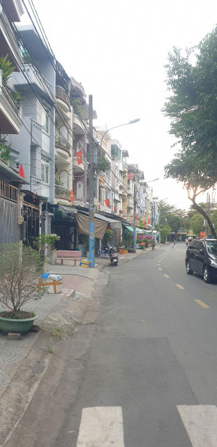 BDS HVL Chính chủ gửi bán:  - Căn nhà 4 tầng, tại phường Phước Bình. Q9.