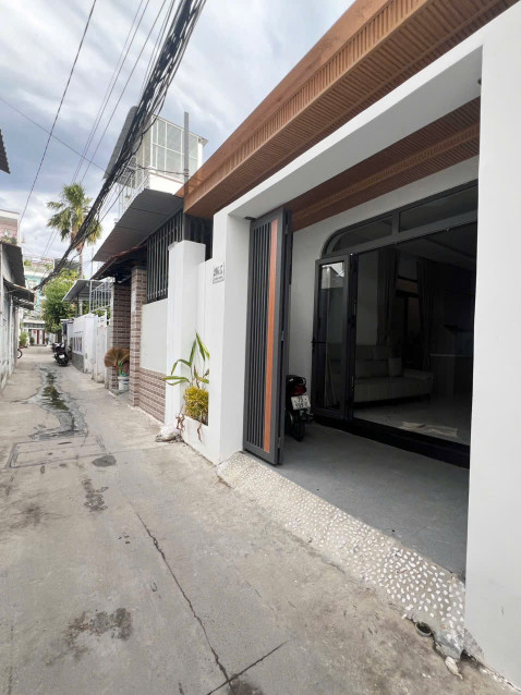 Nhà mới, pháp lý chuẩn chỉnh, vị trí trung tâm , lựa chọn an cư lý tưởng hoặc đầu tư sinh lời tại Nha Trang