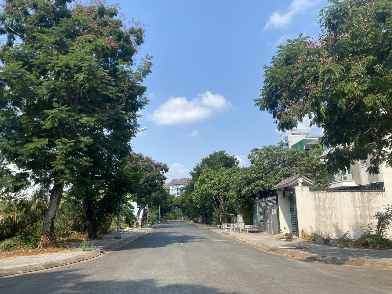 90m2 Liên Phường 6tỷ999, xây 1T3L Đẹp KDC Hưng Phú, Sát The Global City Q2