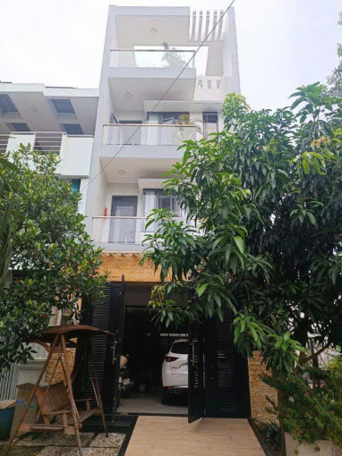 Bán gấp nhà đẹp ngay KDC Nam Long, Giá 2,56Tỷ, Phước Long B, Quận 9, sổ riêng.