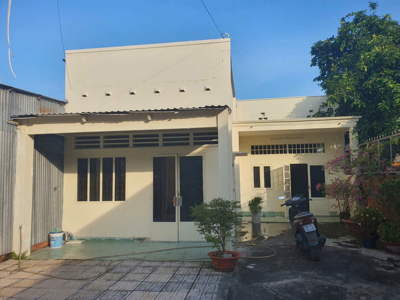 BDS HVL MTKD GẦN TĂNG NHƠN PHÚ Q9  GIÁ 13.9 tỷ NGANG 8.2m TIỆN XÂY CHDV