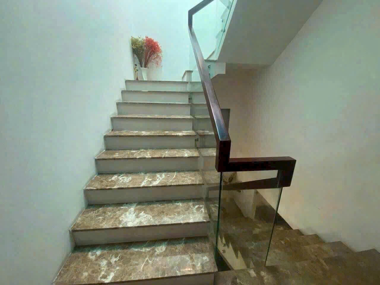BDS HVL HẠ 4 TỶ ! CHỐT 21 tỷ MTKD 5x40m 1T2L SÁT ĐỖ XUÂN HỢP Q9