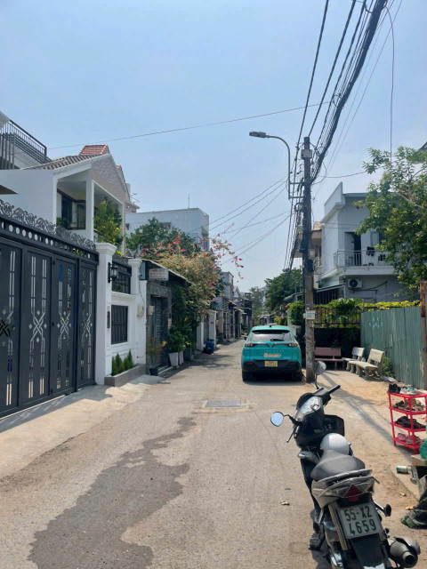 BDS HVL  7,5 TỶ/ 98 M NHÀ 5.6x20' DƯƠNG ĐÌNH HỘI Q9 SIÊU LỜI
