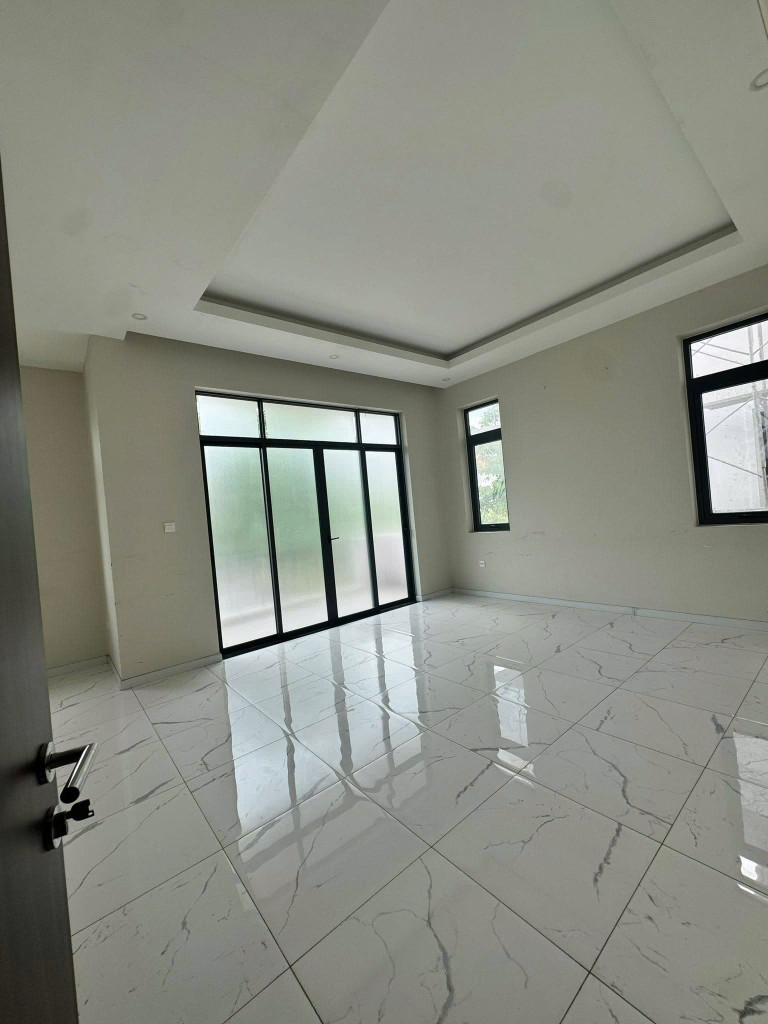 BDS HVL - Cho thuê Biệt Thự Kdc Hưng Phú,Phước Long B, Ngay Vong Xoay liên Phường