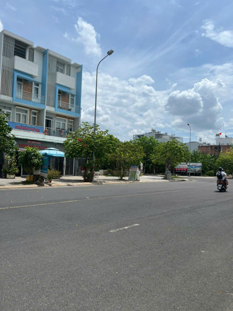BDS HVL CHO THUÊ TRỤC 30m THANG MÁY AN THIÊN LÝ CHỈ 27tr