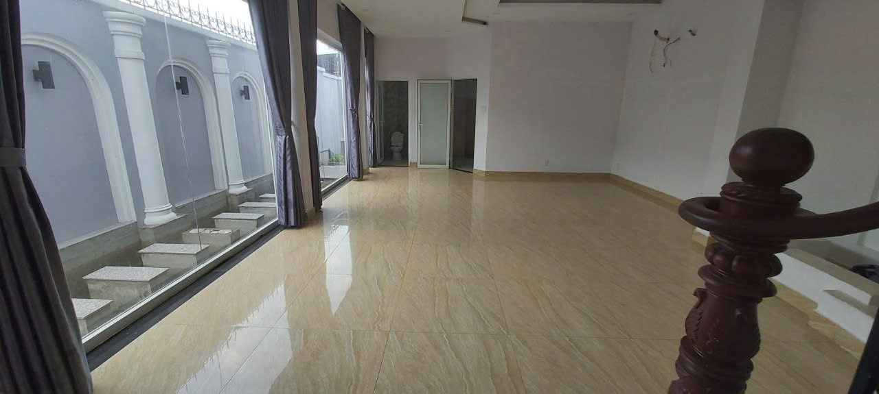 BDS HVL CG:CHO THUÊ BT 8x25M 5PN CÓ MÁY LẠNH KDC KHANG ĐIỀN INTRESCO Q9
