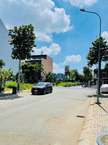 BDS HVL ❣️ Hàng Mới Giá Tốt Cần Bán Gấp ❣️ ®️Bán lô đất Nhà Phố KDC Nam Phan, TP HCM.
