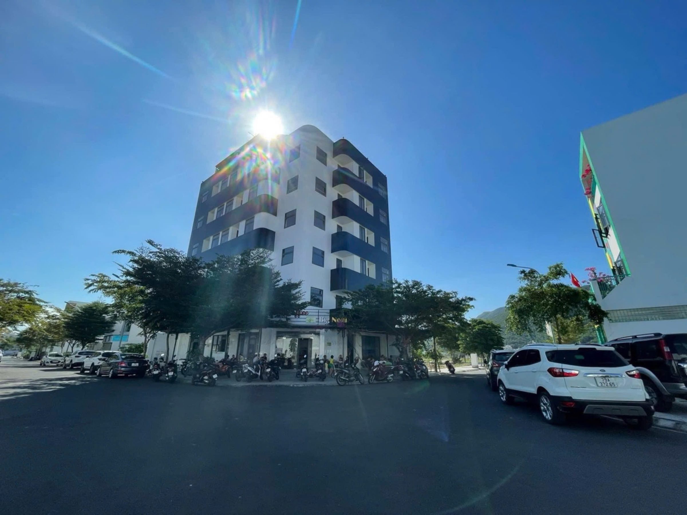 🏡Bán khách sạn An Bình Tân Hotel
+ Hai mặt tiền: Diện tích đất 293m2, DTSD 1700m2.
+ Số tầng 7 + tum.
+ Gồm 5 tầng phòng: 8p/tầng, tổng 40 phòng KD.
(94 giường/94 khách).