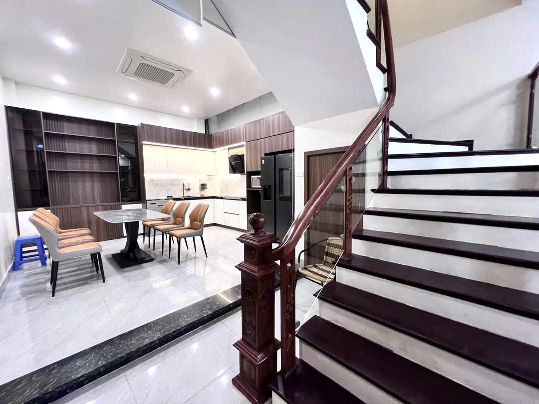 Nhà đẹp phố Quan Hoa - Cầu Giấy - Công Năng Đỉnh - 65m2 - Giá chỉ 13 Tỷ