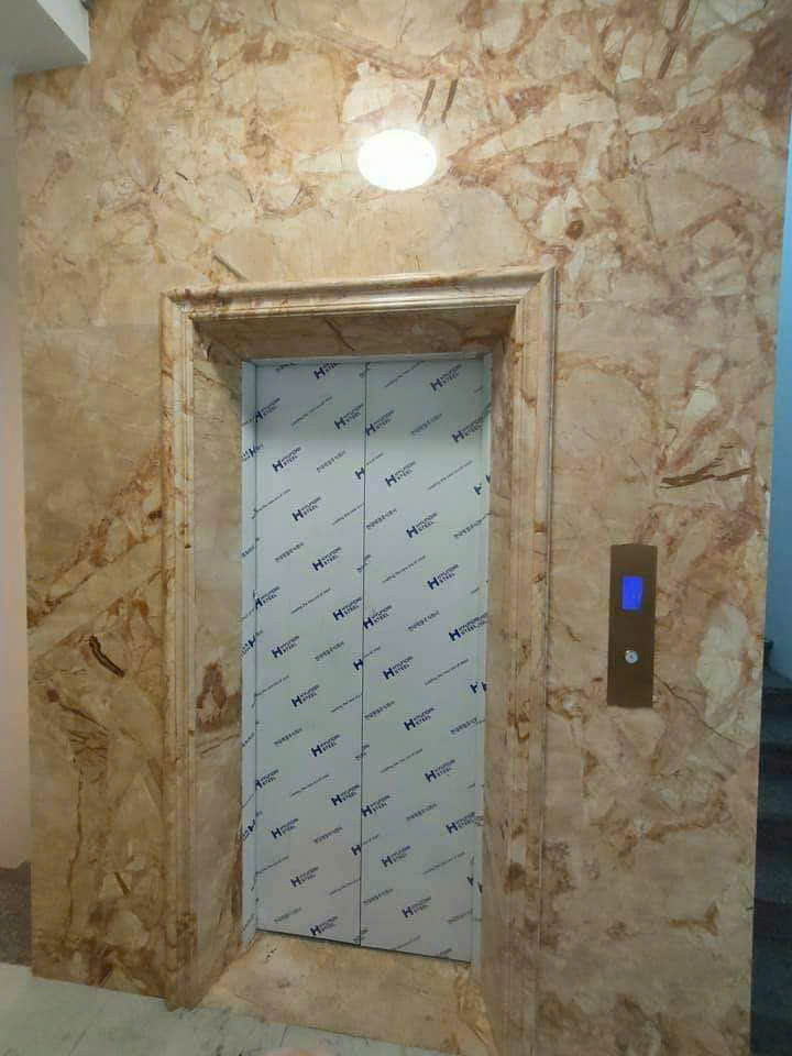 Cho thuê nhà hai mặt tiền,mới, 96m2_ 5T; vỉa hè, Nguyễn Khánh Toàn-30 Tr