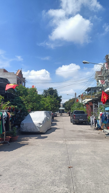 ⸻  🏠 BÁN NHÀ 1 TRỆT 1 LẦU – PHƯỜNG QUANG VINH, BIÊN HOÀ 📐 DT sổ: 6.5 x 9.5m = 62m² | DT sử dụng: 124m² 🧾 Sổ riêng thổ cư 100% – Đã hoàn công