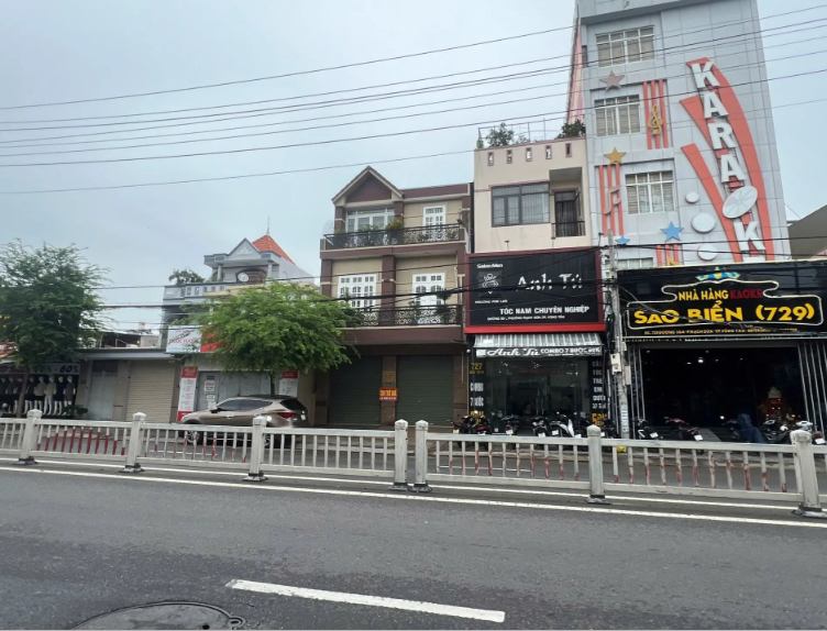 🔥 NHÀ PHỐ 3 TẦNG SẠCH ĐẸP MẶT TIỀN KDC SẦM UẤT – DIỆN TÍCH KHỦNG 246M² NGANG 7.13M – VỪA Ở VỪA KINH DOANH ĐA NGÀNH GIÁ 30 TRIỆU 🔥