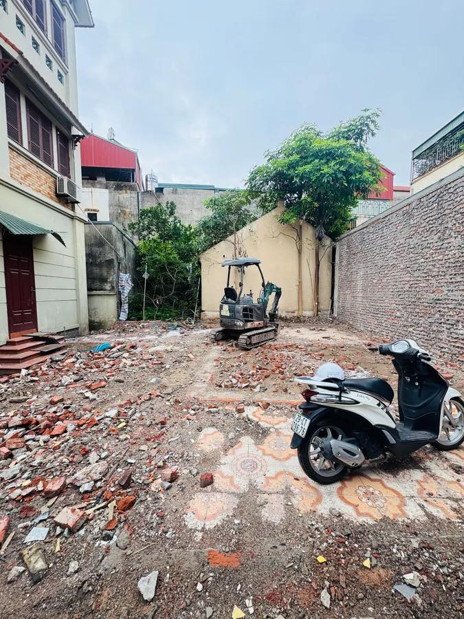 Bán Gấp Lô Đất Phố Nguyễn Văn Linh 80m2, MT 8m Vài Bước Ra Mặt Phố, Giá ĐầuTư 7 Tỷ