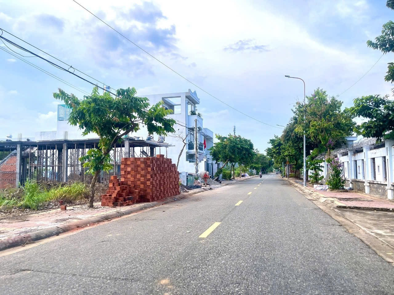 Bán đất 104m² ngang 5m giá 2.75 tỷ Phường Tam Long