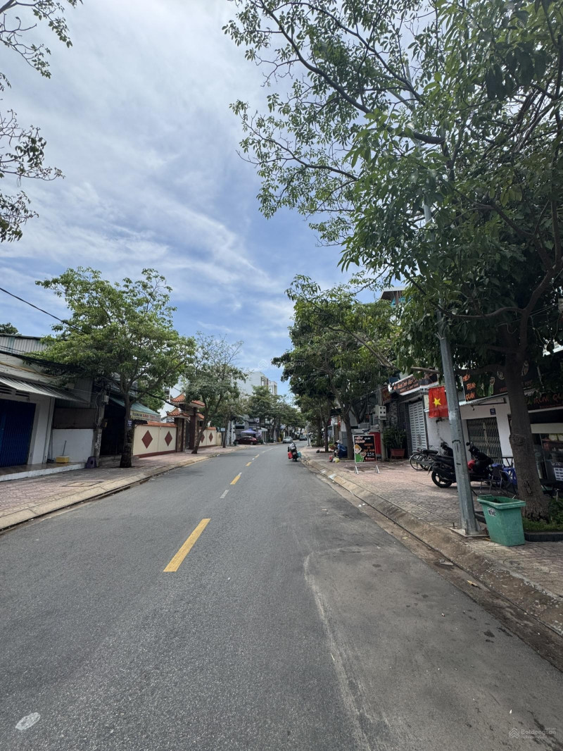 Bán đất 198.,1m² ngang 7,2m giá 16 tỷ Phường Tam Thắng