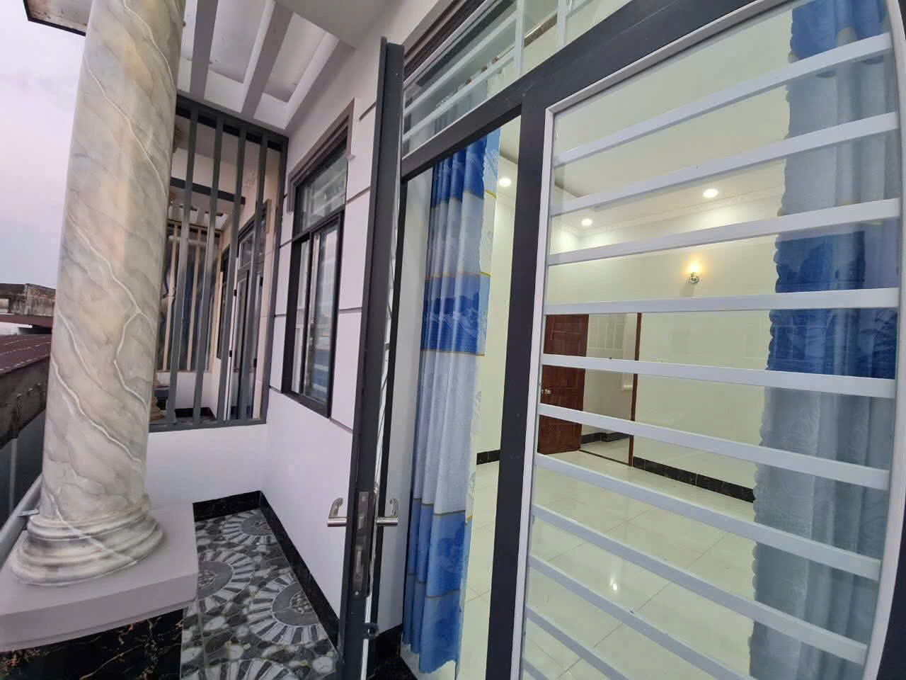 21. Nhà trệt lầu gần ĐH Cần Thơ - Hẻm 216 - Đường 3/2 - phường Tân An - Cần Thơ