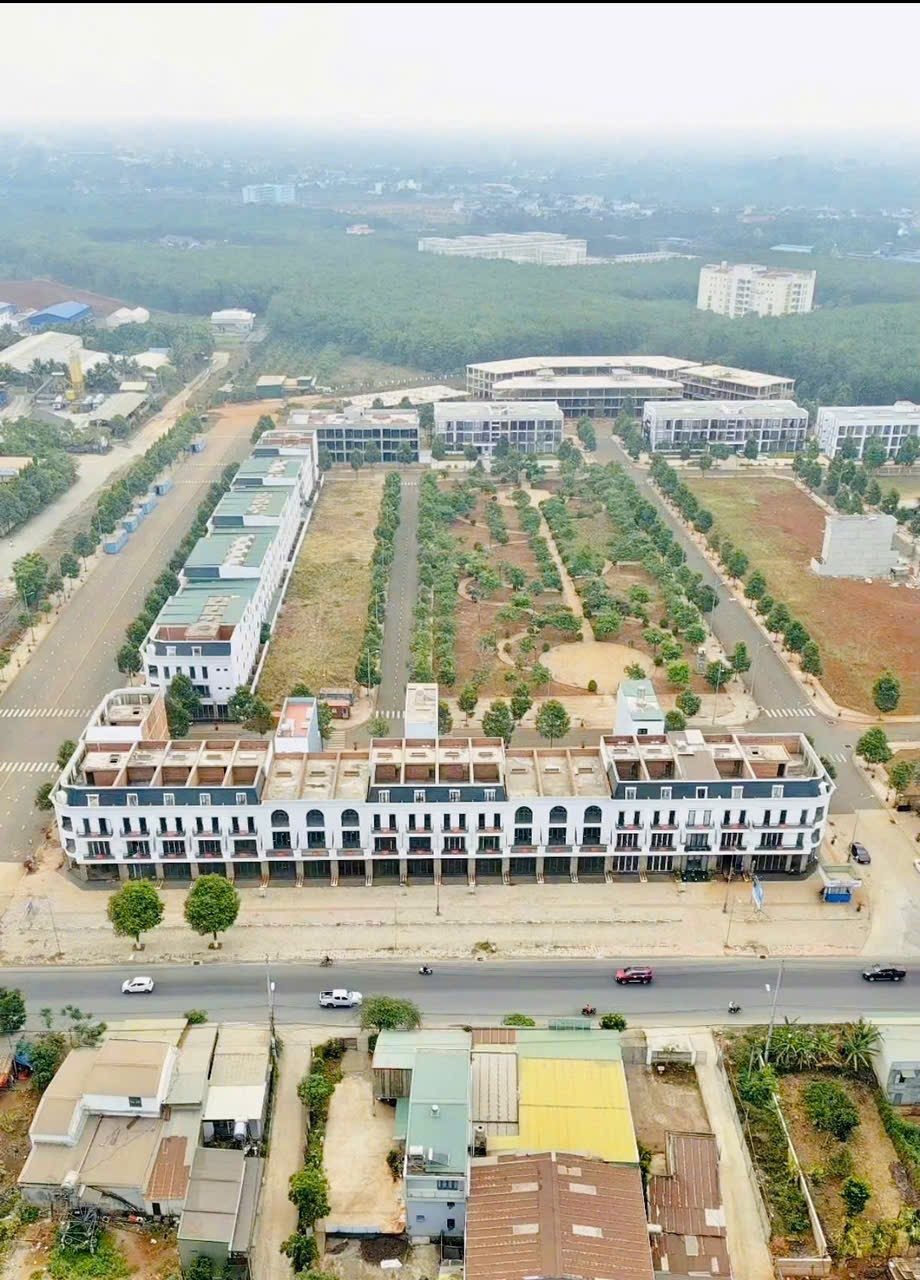 Bán Nhà riêng 200m² thổ cư 200m² giá 13.9 tỷ tại Phường Tân An Thành phố Buôn Ma Thuột Đắk Lắk