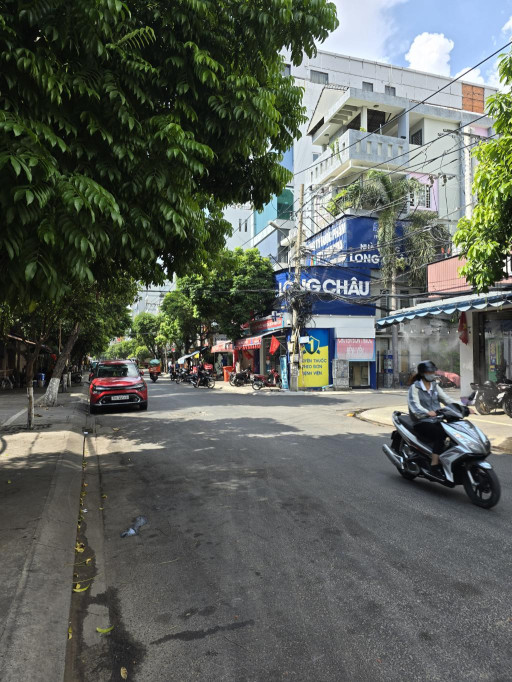 CHDV - 5 Tầng, giá 42 tỷ Phường 13 , Tân Bình .