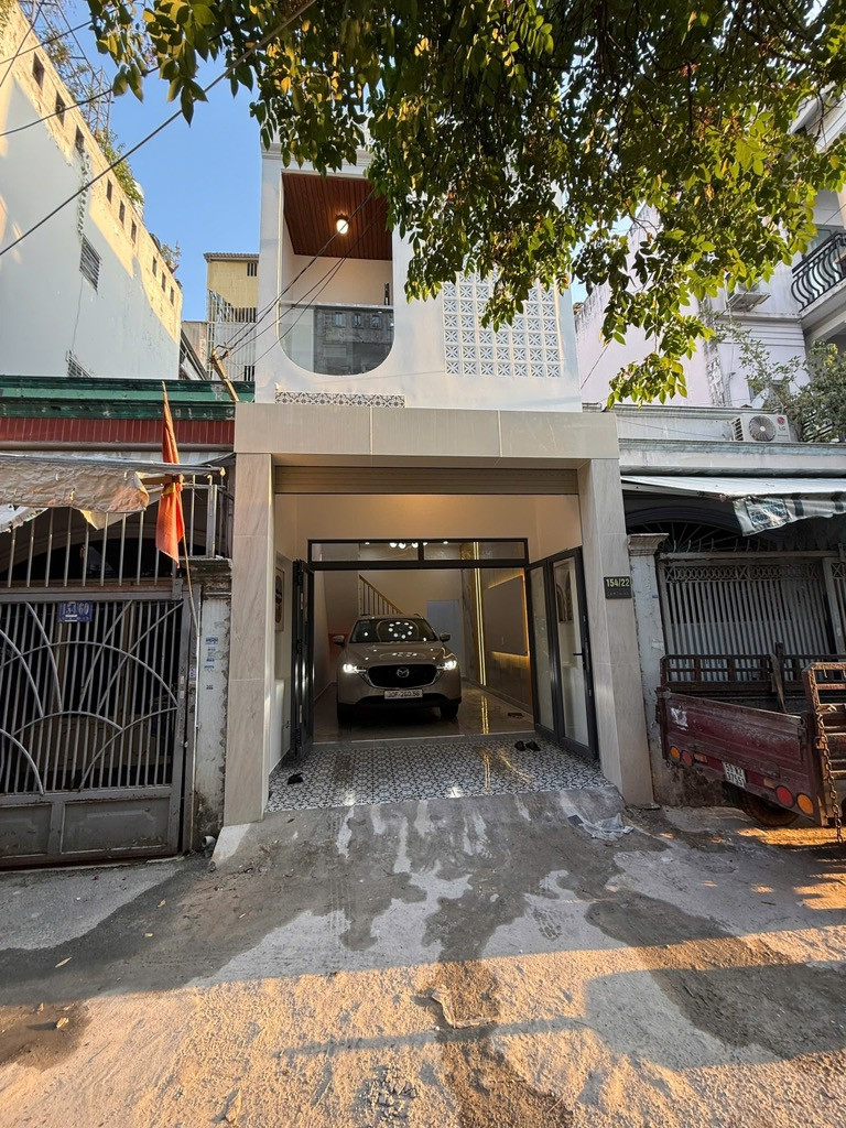 GIÁ NHỈNH 3 TỶ – NHÀ ĐẸP MỚI CỨNG – XE HƠI NGỦ TRONG NHÀ – TÂN CHÁNH HIỆP Q12