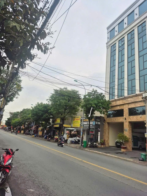 BÁN NHÀ (8X29) MẶT TIỀN DƯƠNG THỊ MƯỜI – VỊ TRÍ ĐẮC ĐỊA – GIÁ CHỈ 24.5 TỶ