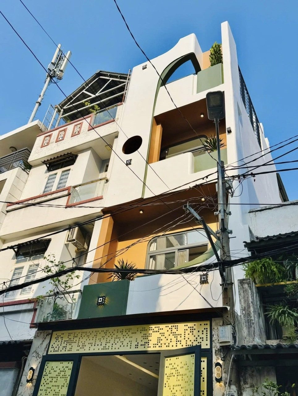 Cần bán nhanh nhà đẹp chỉ 5 tỷ390tr/80m2 ngay Đường Trần Khắc Chân,Q1. SHR sang tên công chứng ngay