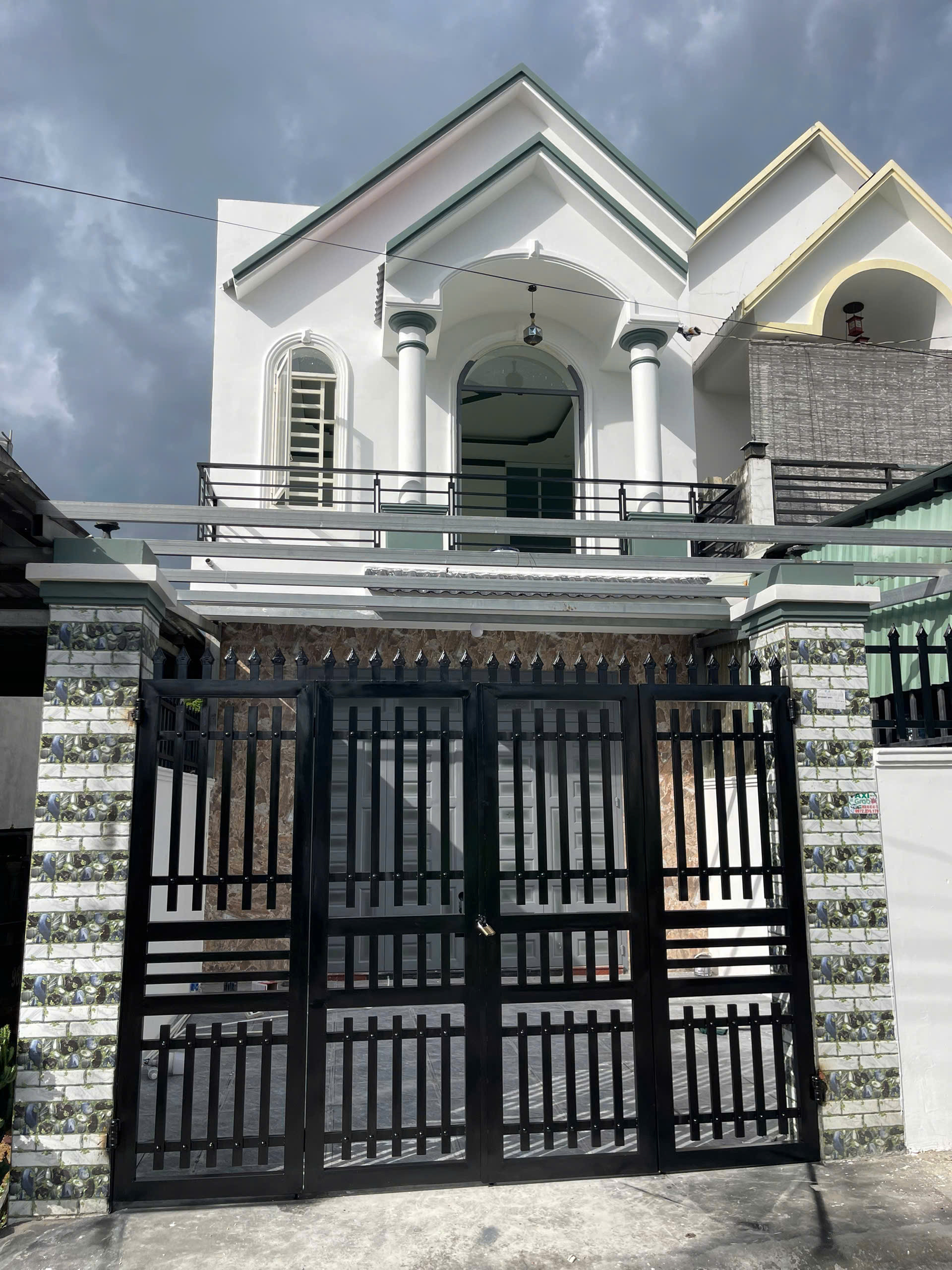 Chính Chủ Cần Bán Căn Nhà Trệt Lầu Tại Tân Định , Bến Cát