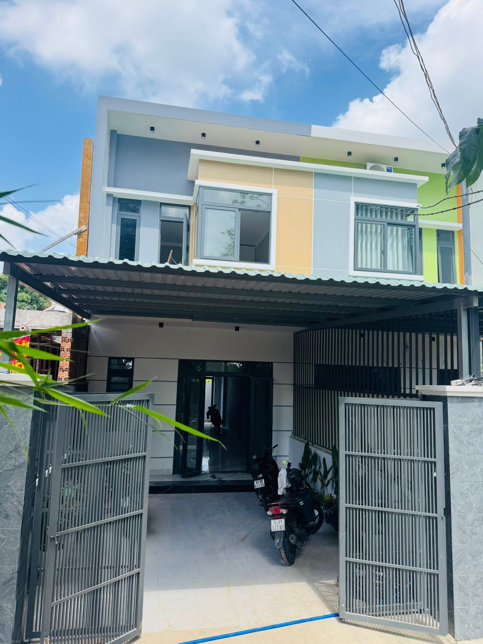 Cần Bán Gấp Căn Nhà Mới Hoàn Thiện Xong.