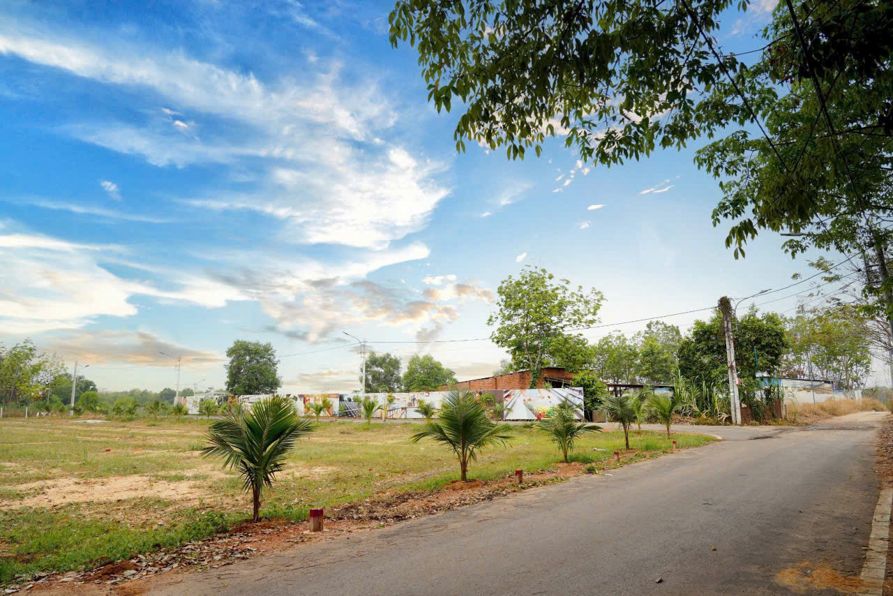 ĐẤT TÂN ĐỊNH NGAY CỔNG SAU ĐẠI NAM GIÁ CHỈ 7XX