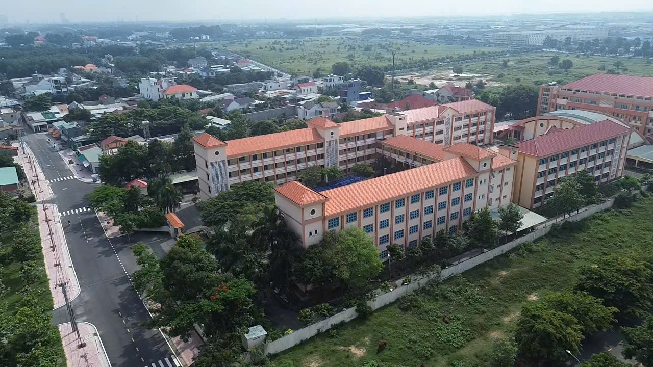 CHÍNH CHỦ CẦN RA 2 LÔ 100M2 GIÁ 640TR NGAY TRUNG TÂM BÌNH DƯƠNG