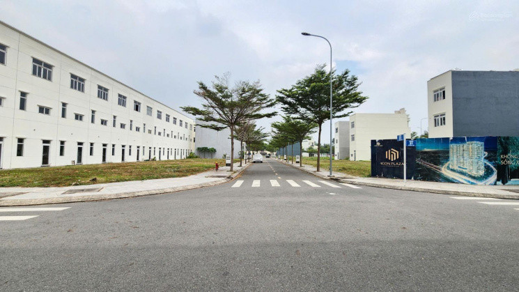 Bán đất ngay MT KDC Icon Central cách chợ Thông dụng 100m giá 2.9 Tỷ bao ra sổ