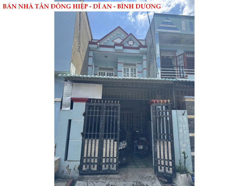 Bán nhà Tân Đông Hiệp - Dĩ An - Bình Dương, có sân đậu oto, gần ngã tư Chiêu Liêu