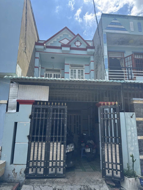 Bán nhà gần ngã tư Chiêu Liêu, Dĩ AN, Bình Duơng