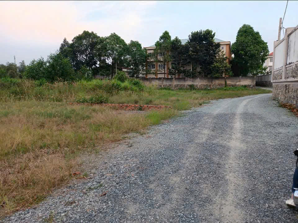 500m2 Đất Phường Tân Hạnh Cách Đường phạm Văn Diêu 1xẹt. 1Tỷ9