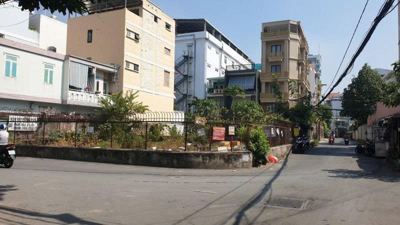 Bán Đất trống - Góc 2 MT Hẻm 10m Trần Xuân Soạn - gần LotteMart, DT: 14x17m, 30,9 tỷ