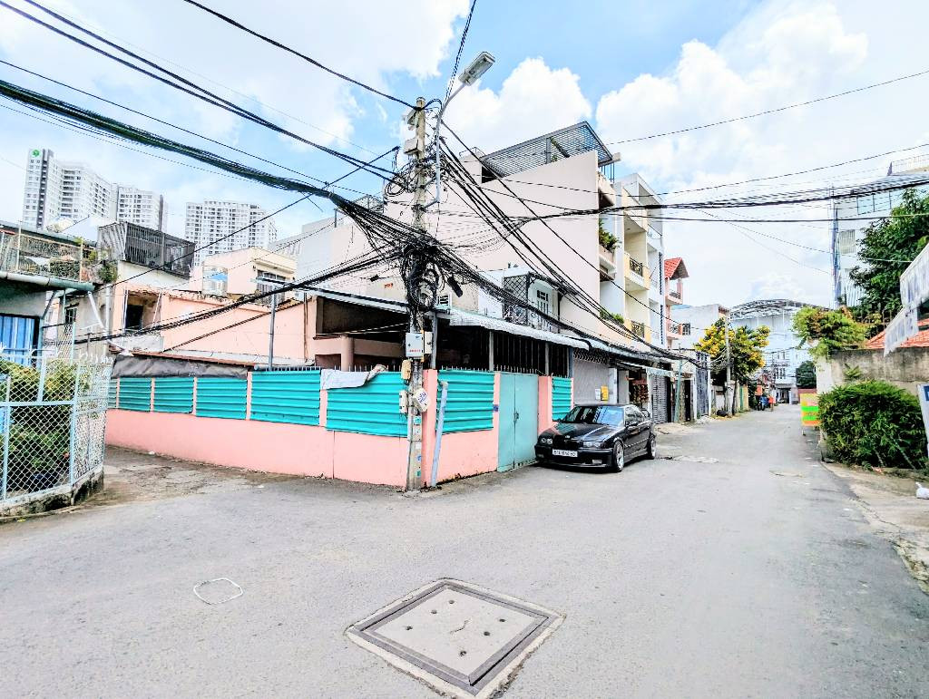 chỉ ~ 80tr/m² khu Kiều Đàm, phường Tân Hưng, Quận 7 Bán đất - TẶNG nhà Cấp 4