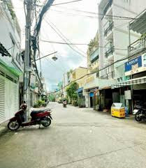(QUẬN 7, HUỲNH TẤN PHÁT, P. TÂN MỸ) BÁN ĐẤT TẶNG NHÀ, HXH TRÁNH, SÁT PHÚ MỸ HƯNG, 86M2, CHỈ 10,5 T