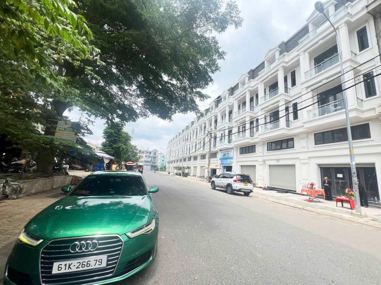 Shophouse cần bán
