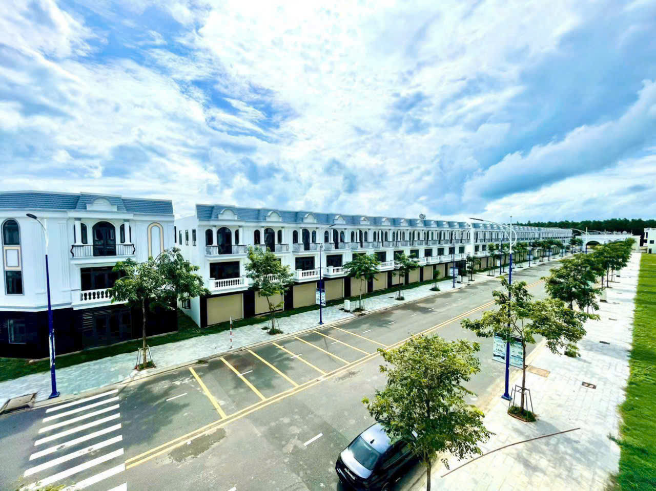 SHOPHOUSE MẶT PHỐ QUẬN 12, AN SƯƠNG SỔ HỒNG TRAO TAY