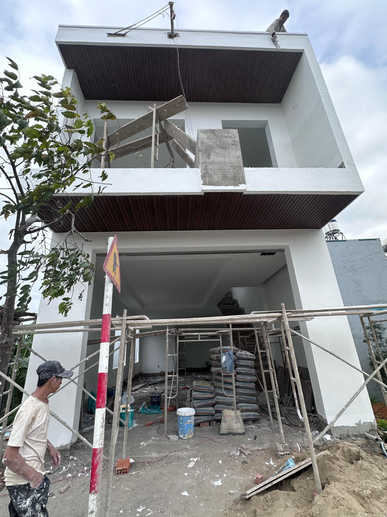 Bán nhà mới MT Trần Quý Cáp 77.8m² 3.85 tỷ tại Phường Tân Lập Thành phố Buôn Ma Thuột